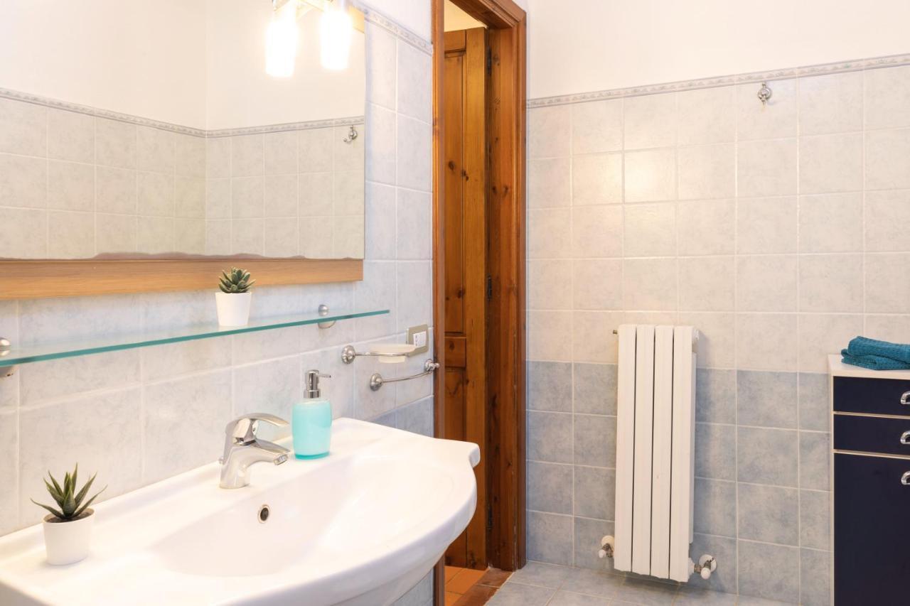 Villa Corallo - Free Wifi - 1Km From The Beach Вилласимиус Экстерьер фото